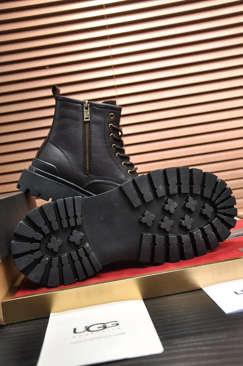 Men's shoes 💰640💶 [UGG] (full wool lining) top-end high-quality fur-in-one warm snow boots from Australia's warm luxury brand men's shoes, UGG-5877 official website synchronized, made of imported cowhide, carefully sewn...Imported rubber foam outsole (comfortable, soft, wear-resistant) The quality is really great...Exquisite workmanship, you can't put it down at first sight, available in sizes 39-44
